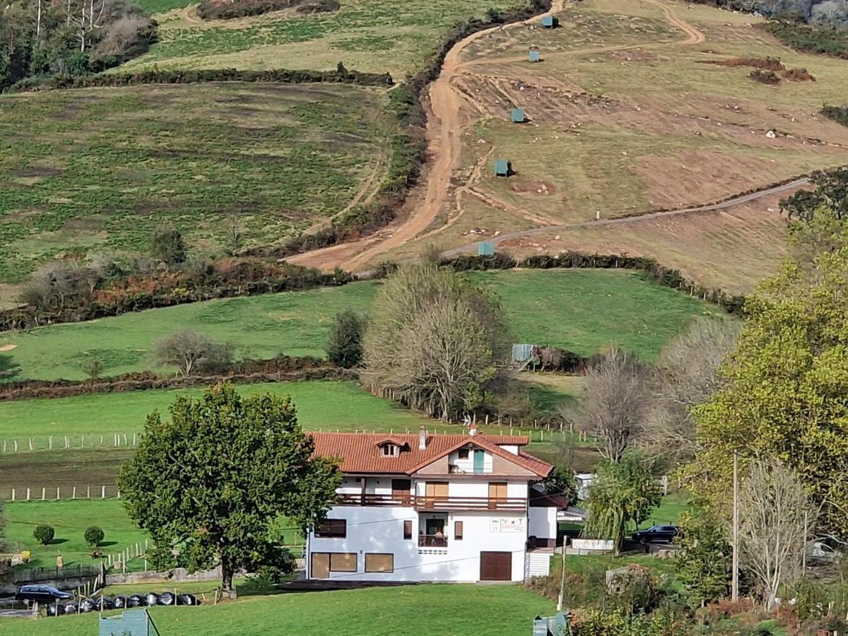 Hostal Lizuniaga Bera  Esterno foto