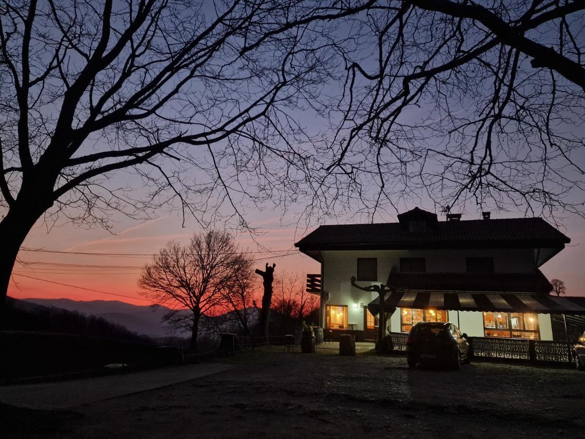 Hostal Lizuniaga Bera  Esterno foto