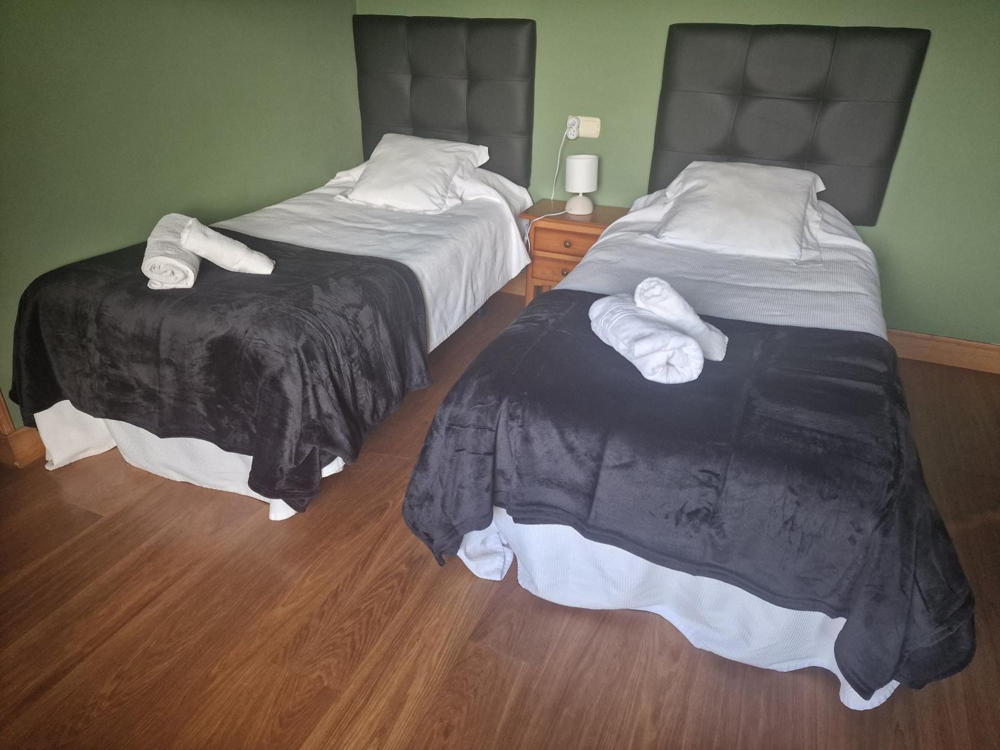 Hostal Lizuniaga Bera  Esterno foto